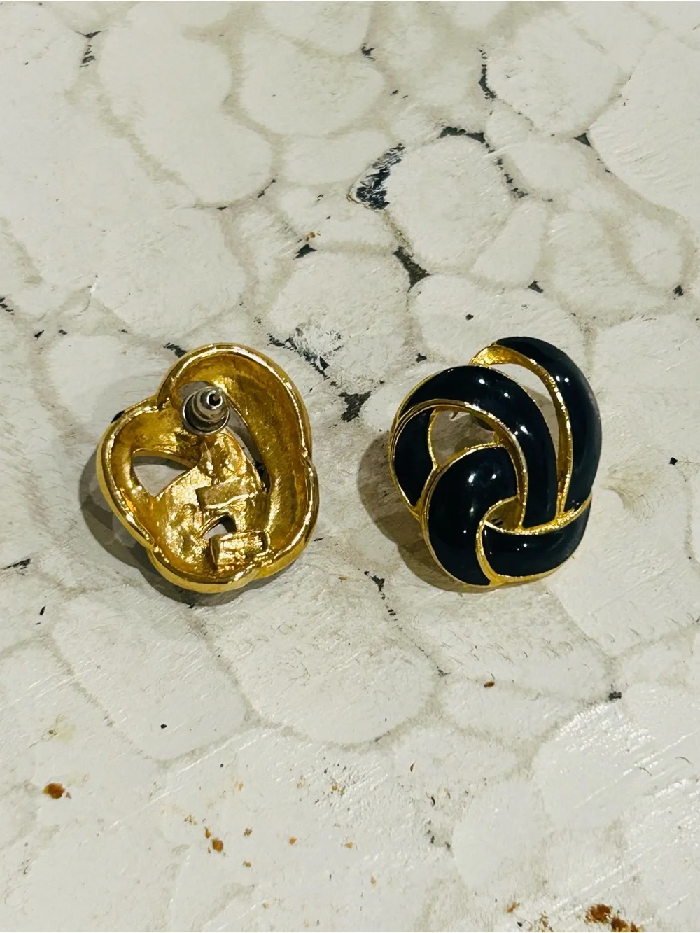 Trifari Signed Gold Tone & Navy Twisted Enamel Pierced Vintage Earrings